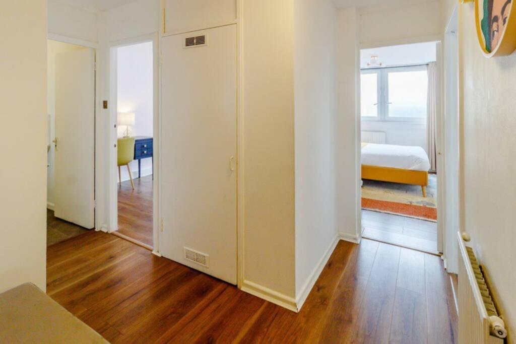 Super Spacious 2 Bedroom Apt 20Mn From Central. London Exteriör bild
